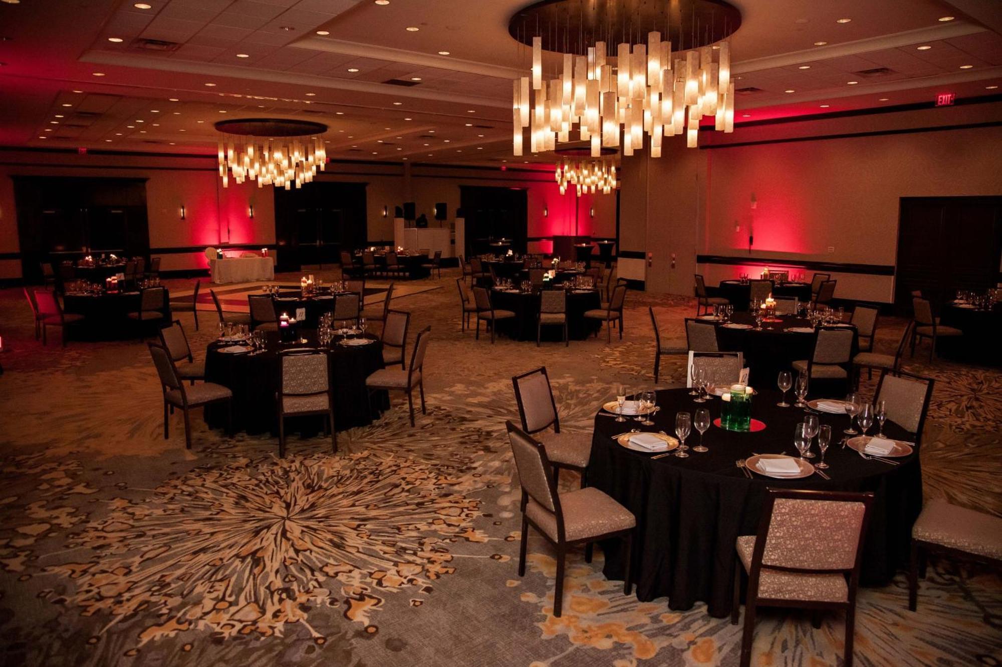 The Westin Mount Laurel Hotel Екстериор снимка
